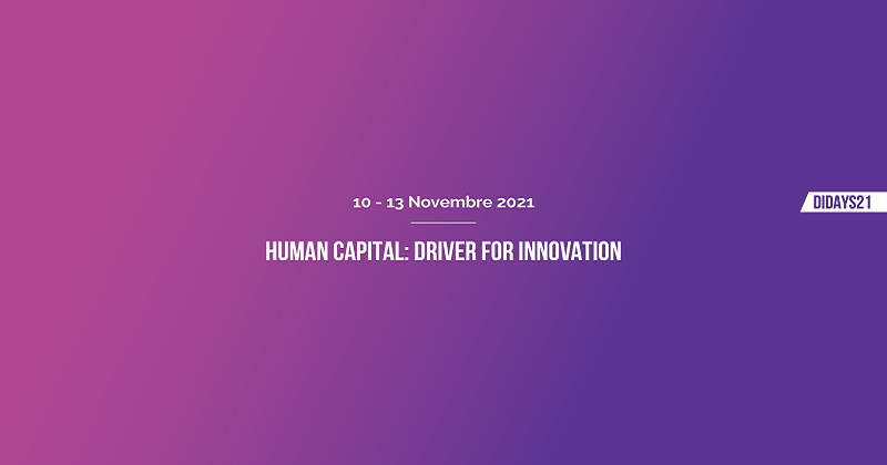 Testo "Human capital: driver for innovation" su sfondo viola tendente al viola scuro