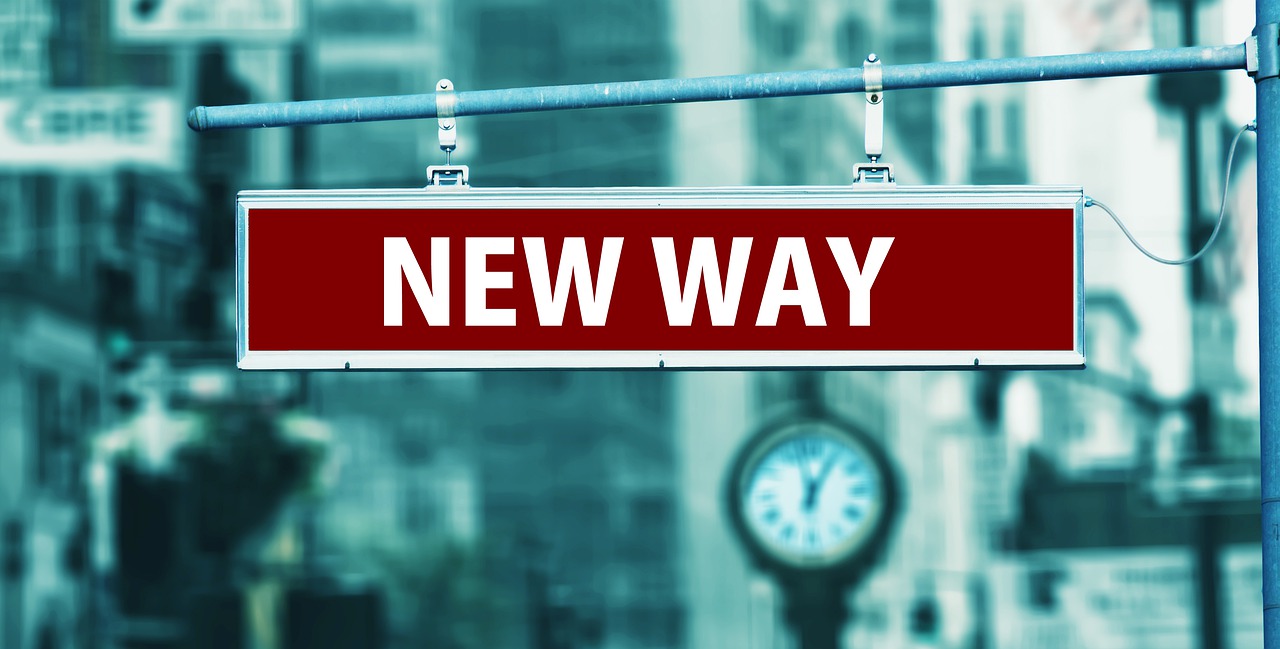 Insegna con scritto "New Way"